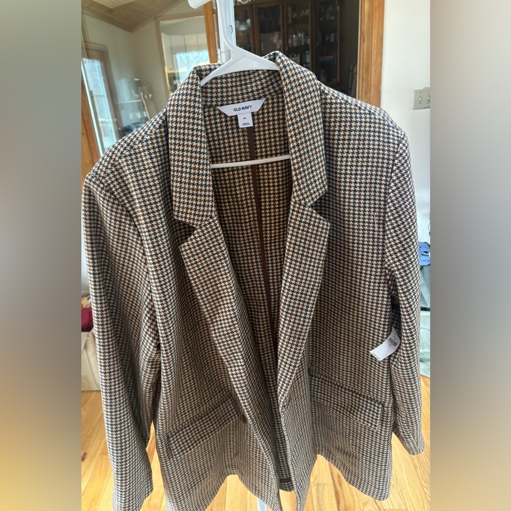 NEW Neutral old navy blazer